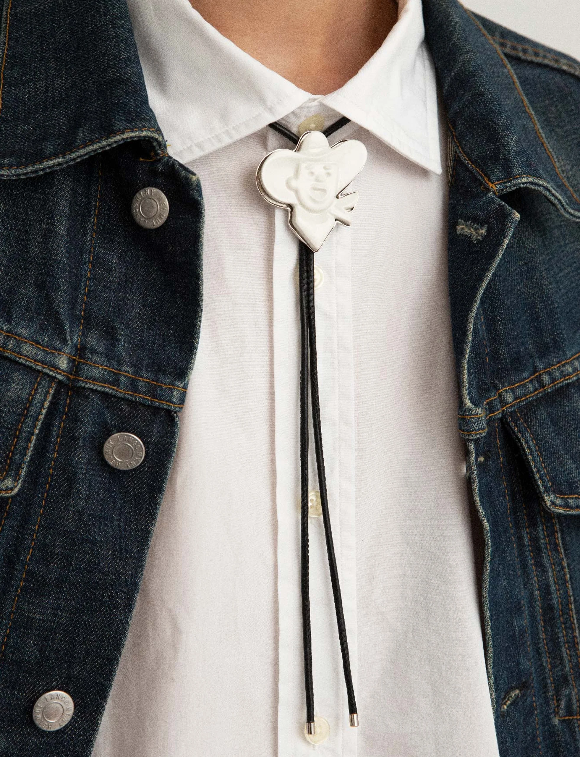 ANDRESGALLARDO X MINI COWBOY TIE WHITE - Image 2