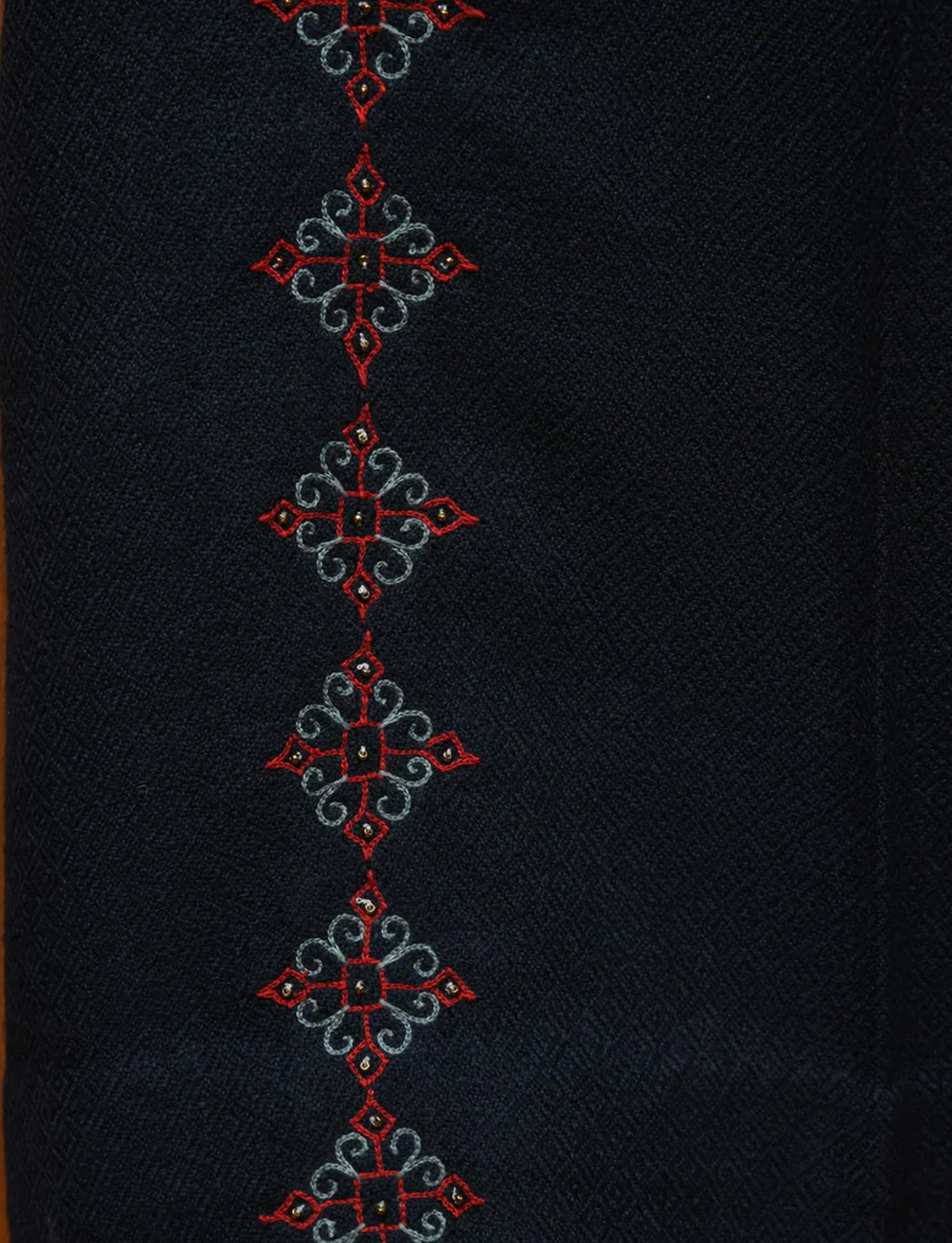 KARTIK RESEARCH PLEATED TROUSER Navy - Image 2