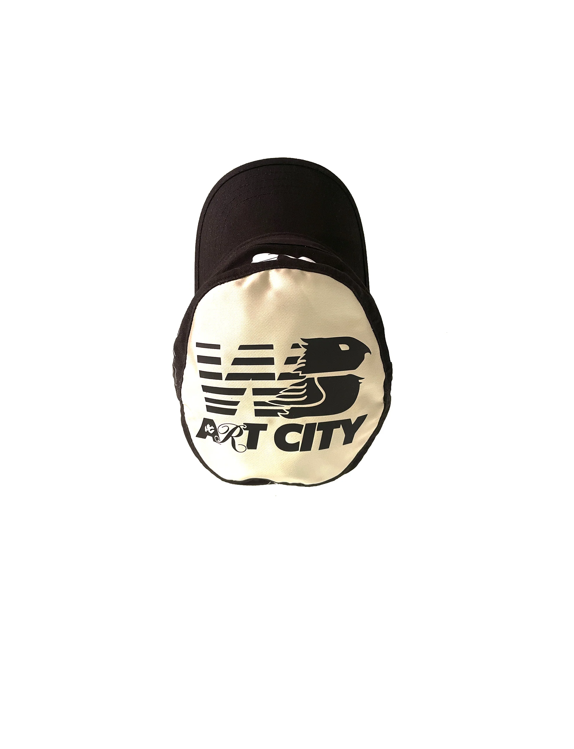 We made Art cap beige / black - Image 2